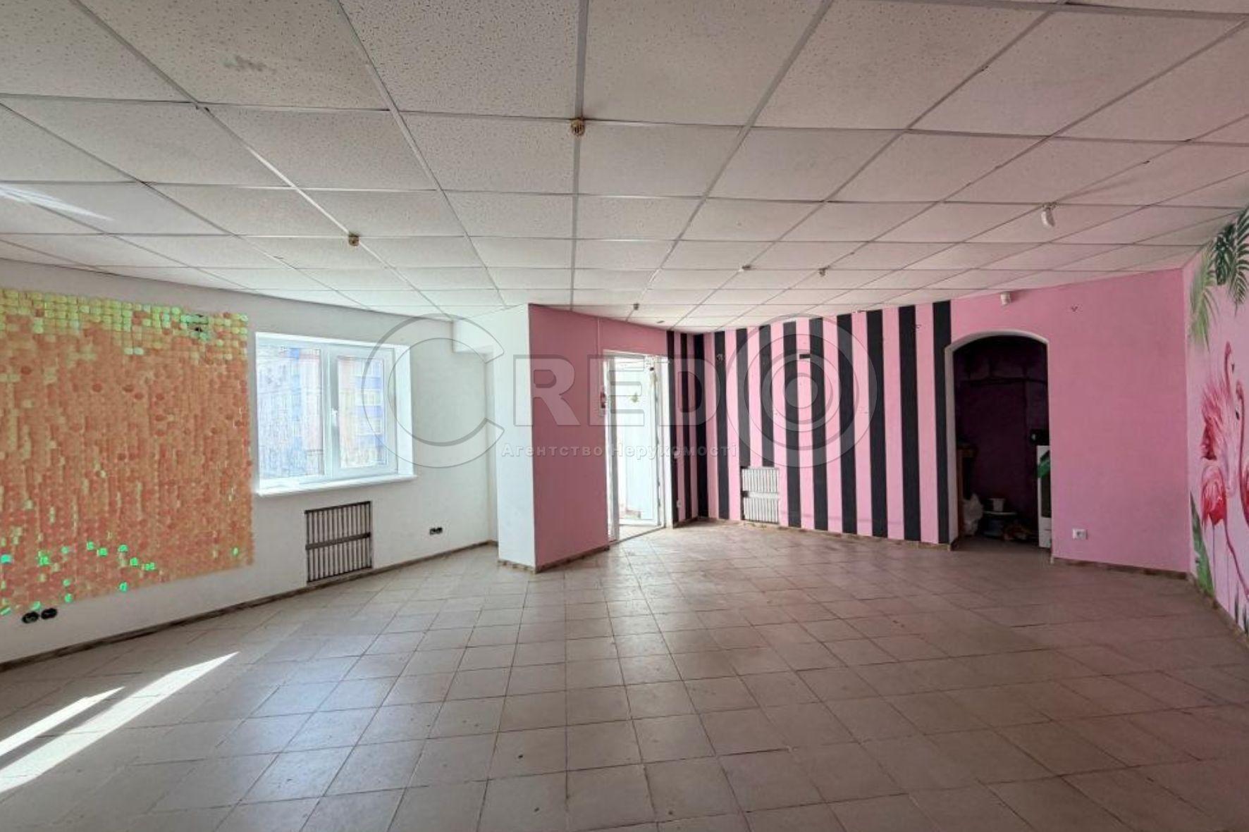 Аренда торгового помещения 50.2 м², Адмирала Головко ул.