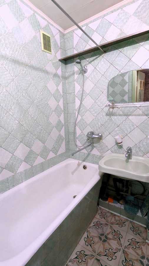 Продаж 1-кімнатної квартири 32 м², Генерала Наумова вул.