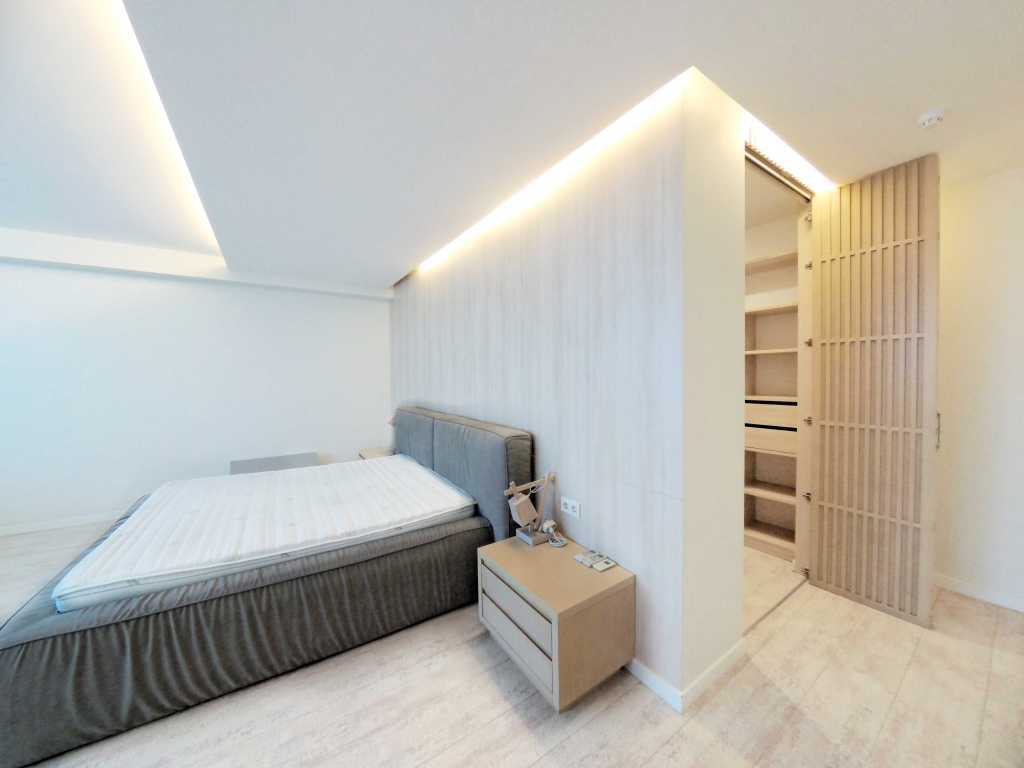 Оренда 3-кімнатної квартири 202 м², Євгена Коновальця вул., 44А