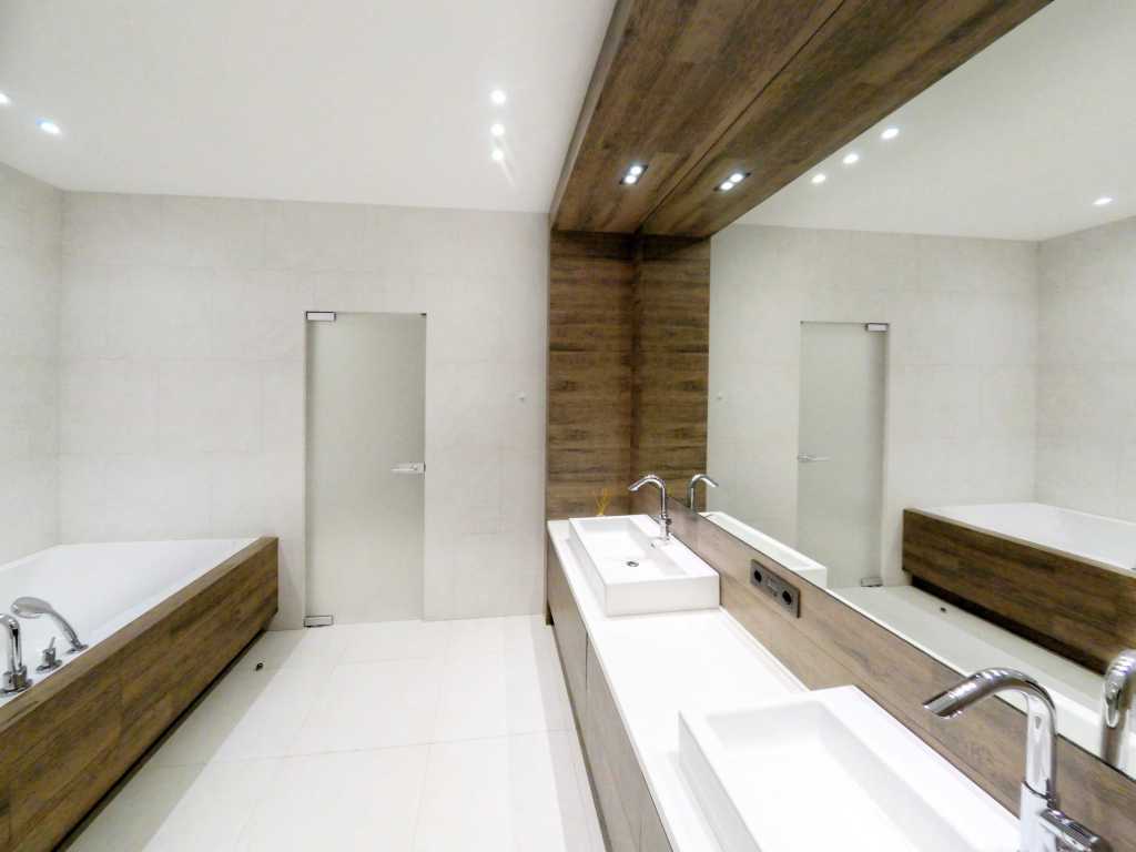 Оренда 3-кімнатної квартири 202 м², Євгена Коновальця вул., 44А