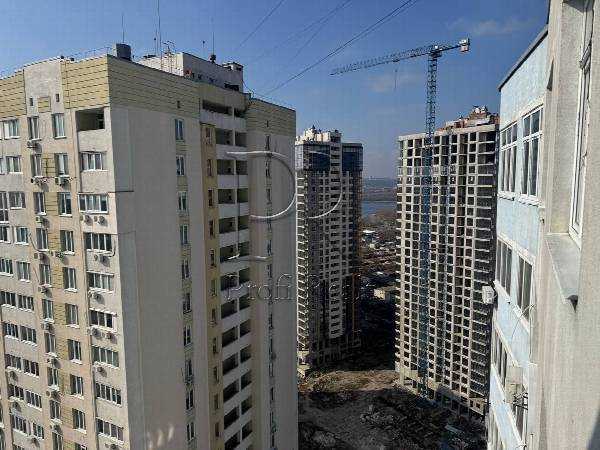 Продажа 3-комнатной квартиры 88 м², Урловская ул., 23Б