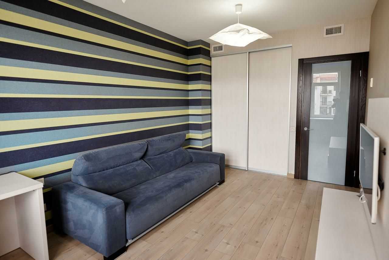 Аренда 4-комнатной квартиры 150 м², Щекавицкая ул.