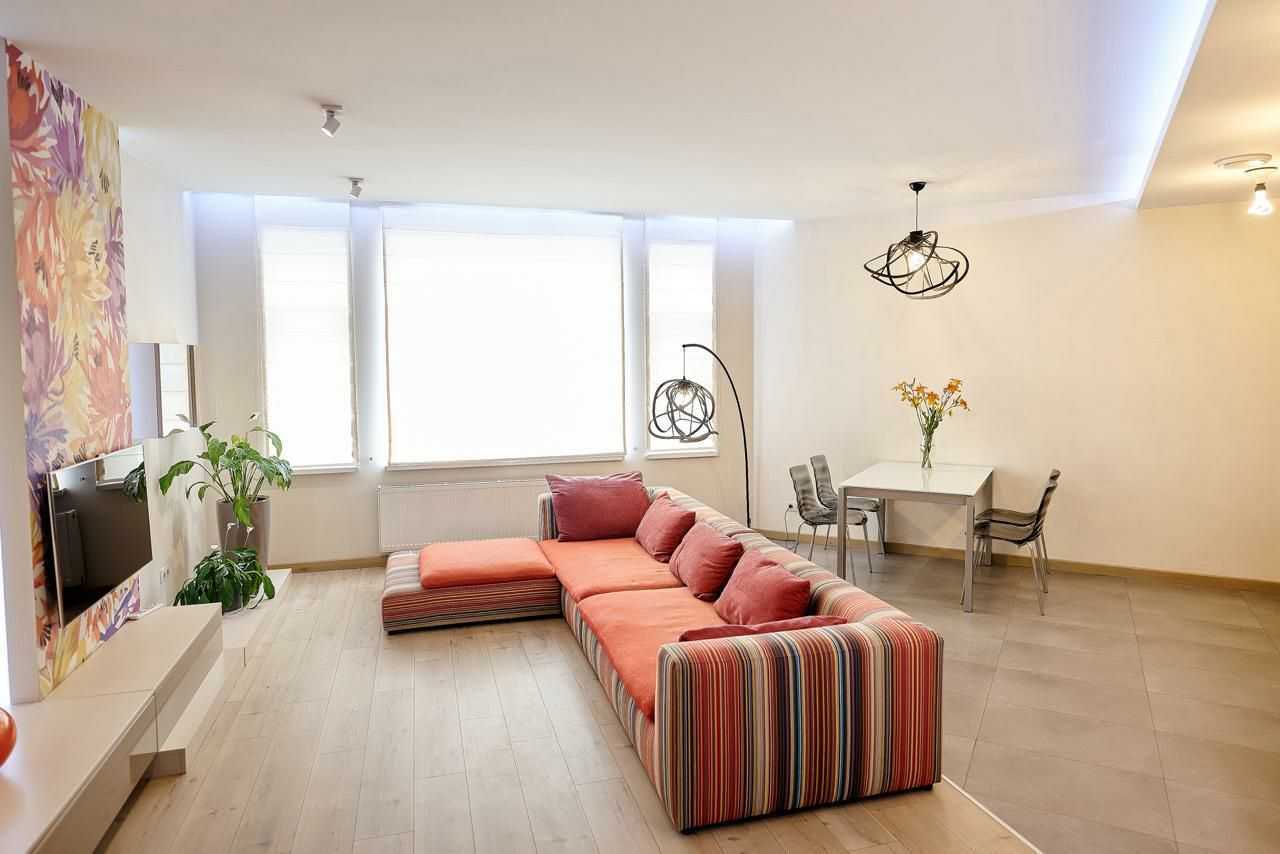 Аренда 4-комнатной квартиры 150 м², Щекавицкая ул.