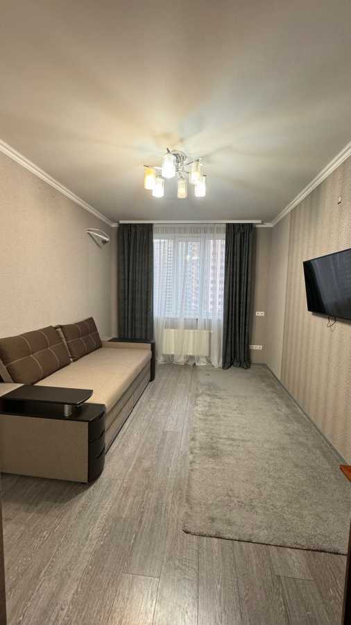 Оренда 1-кімнатної квартири 42 м², Чорновола вул., 6А