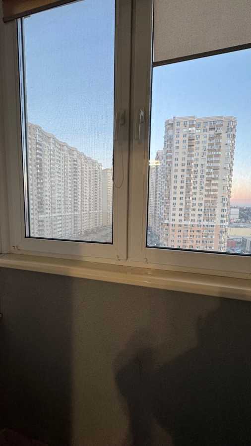 Оренда 1-кімнатної квартири 42 м², Чорновола вул., 6А