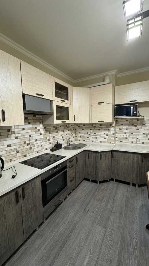 Оренда 1-кімнатної квартири 42 м², Чорновола вул., 6А