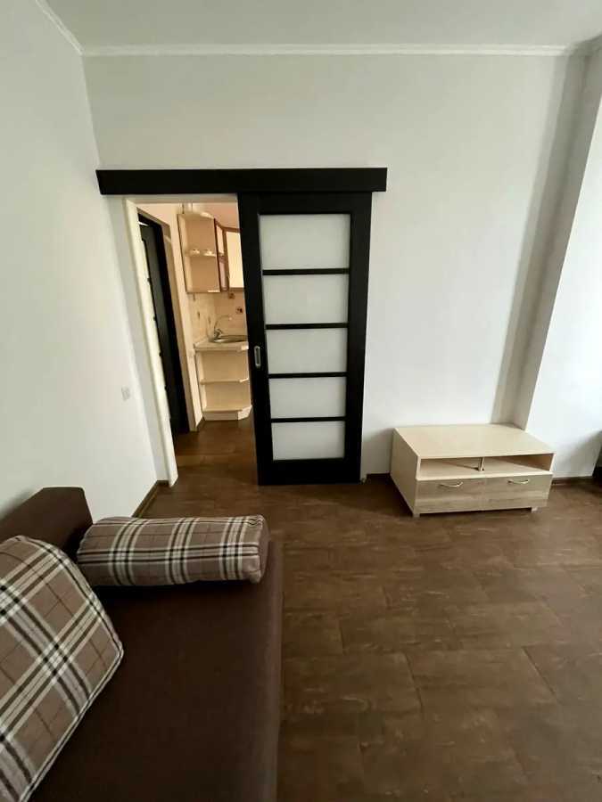 Оренда 1-кімнатної квартири 36 м², Богатирська вул., 6А