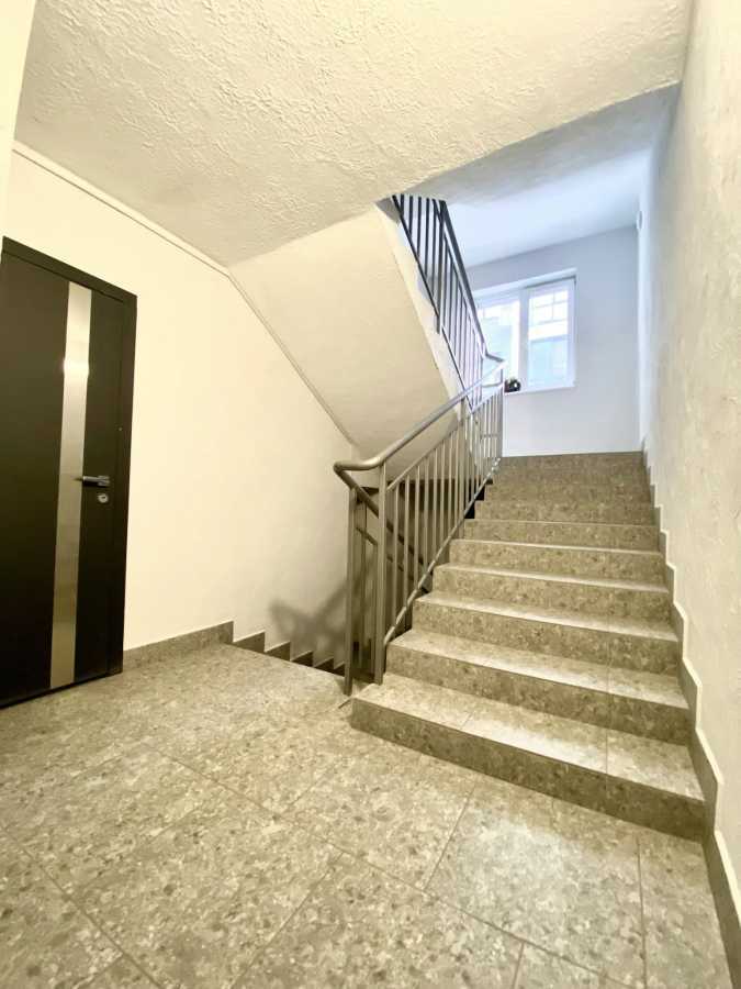 Продаж 2-кімнатної квартири 63.8 м², Олександрыйський, 35б