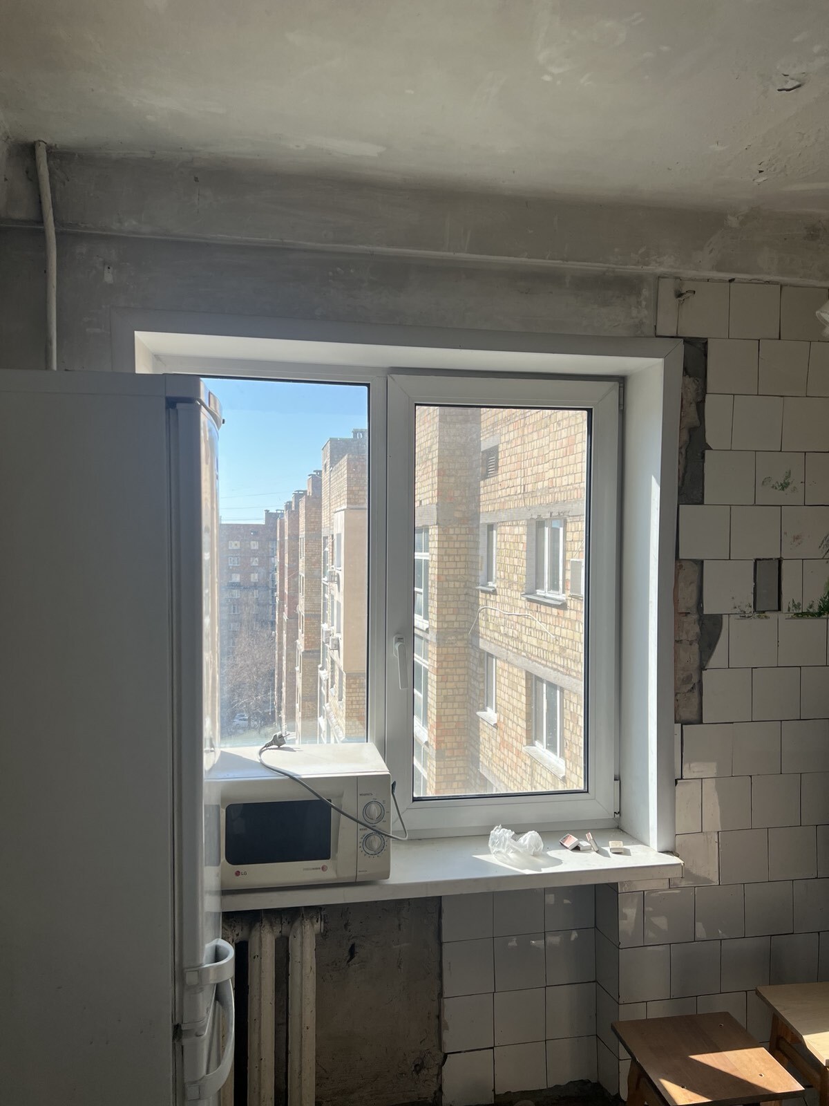 Продаж 3-кімнатної квартири 60 м², Празька вул., 3