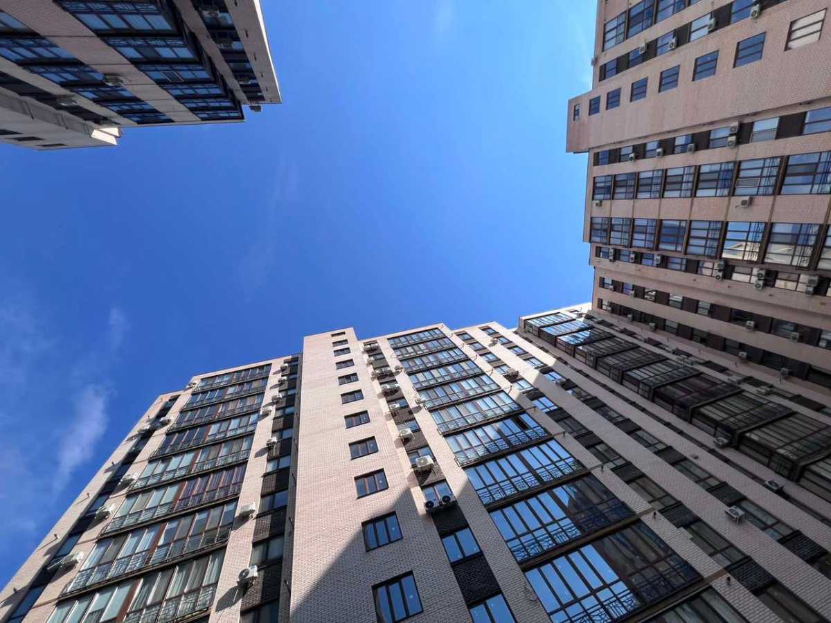 Продажа 2-комнатной квартиры 70 м², Героев Днепра ул., 4