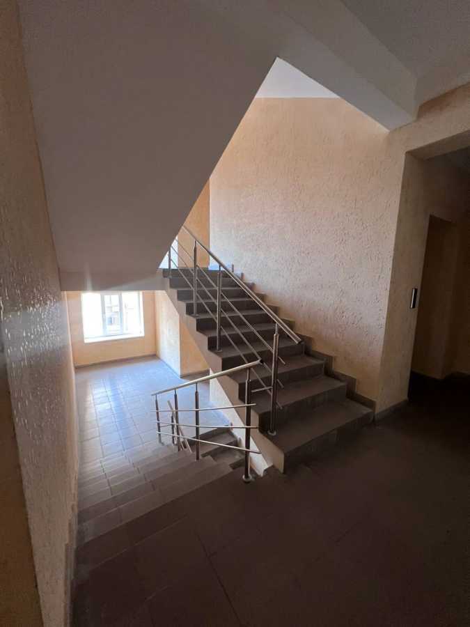Продажа 2-комнатной квартиры 70 м², Героев Днепра ул., 4