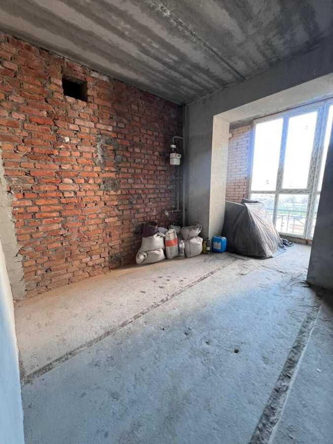 Продажа 2-комнатной квартиры 70 м², Героев Днепра ул., 4