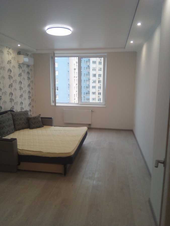 Оренда 1-кімнатної квартири 52 м², Академіка Глушкова просп., 9Г