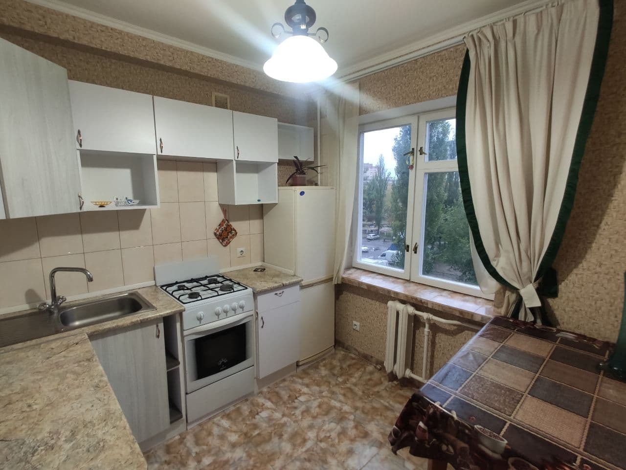 Аренда 2-комнатной квартиры 50 м², Милютенко ул., 18