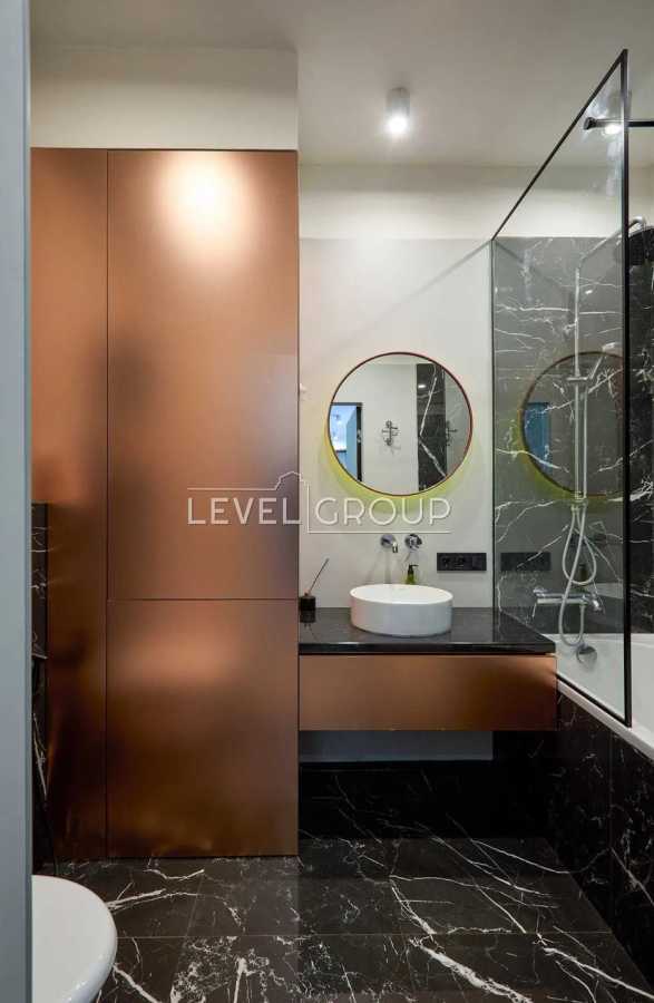 Продажа 1-комнатной квартиры 56 м², Василия Тютюнника ул., 37/1