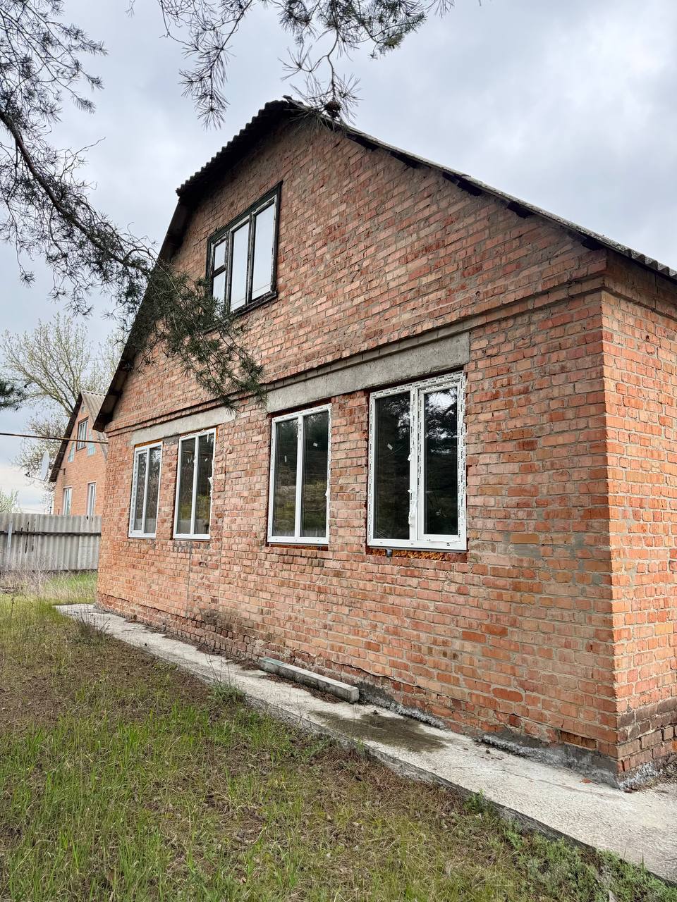 Продаж будинку 94 м²
