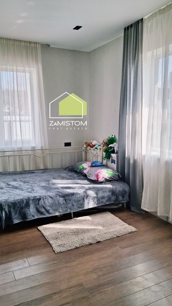 Продаж будинку 90 м²
