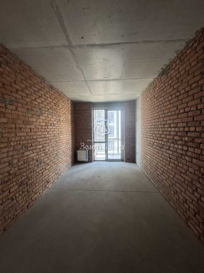 Продажа 2-комнатной квартиры 93.7 м², Набережно-Крещатицкая ул., 21