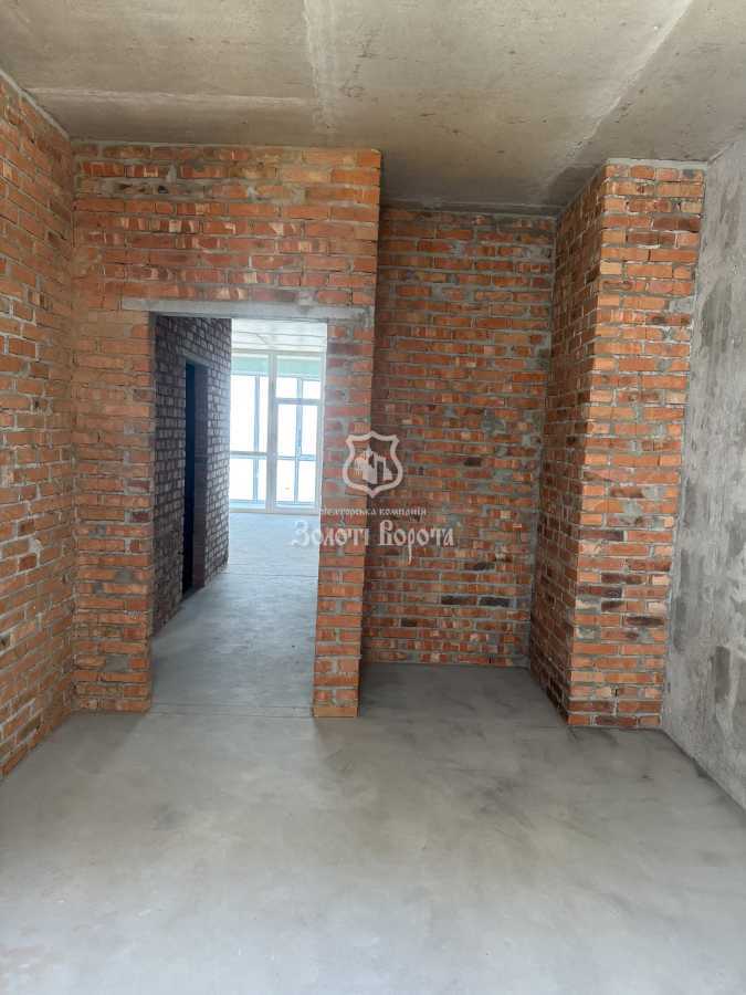 Продажа 2-комнатной квартиры 93.7 м², Набережно-Крещатицкая ул., 21