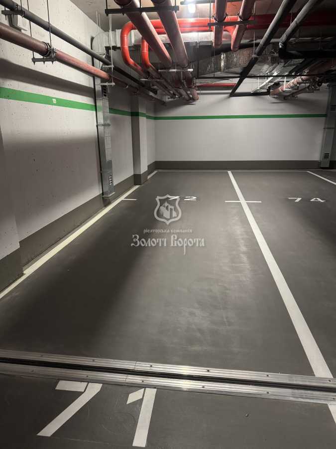 Продажа 2-комнатной квартиры 93.7 м², Набережно-Крещатицкая ул., 21