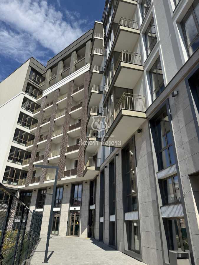 Продажа 2-комнатной квартиры 93.7 м², Набережно-Крещатицкая ул., 21