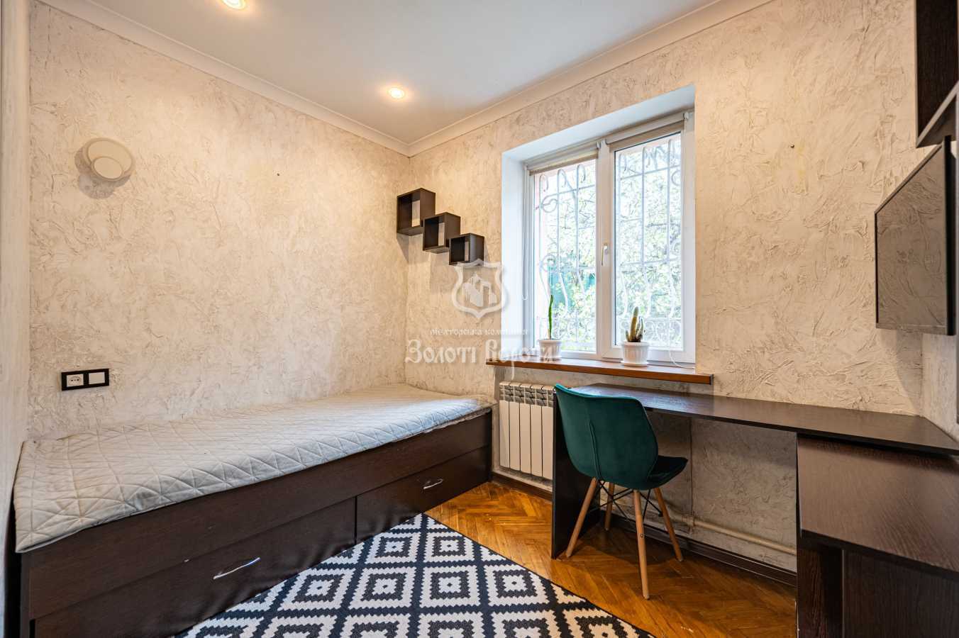 Продаж 2-кімнатної квартири 35.6 м², Осиповського вул., 27