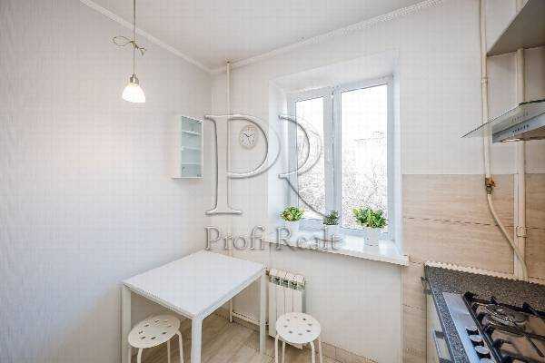 Продажа 1-комнатной квартиры 32 м², Уманская ул., 27
