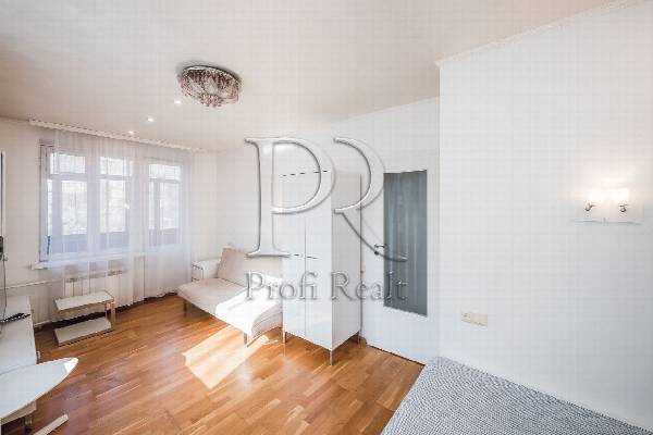 Продажа 1-комнатной квартиры 32 м², Уманская ул., 27