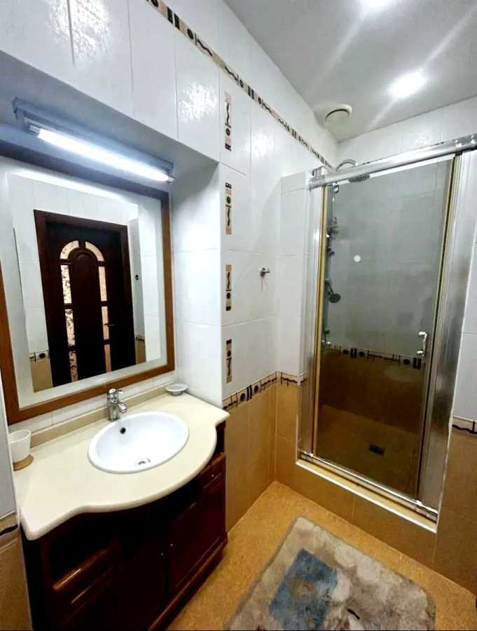 Оренда 4-кімнатної квартири 120 м², Волоська вул., 12в