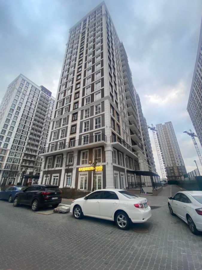 Продаж приміщення вільного призначення 40 м², Михайла Максимовича вул., 26В