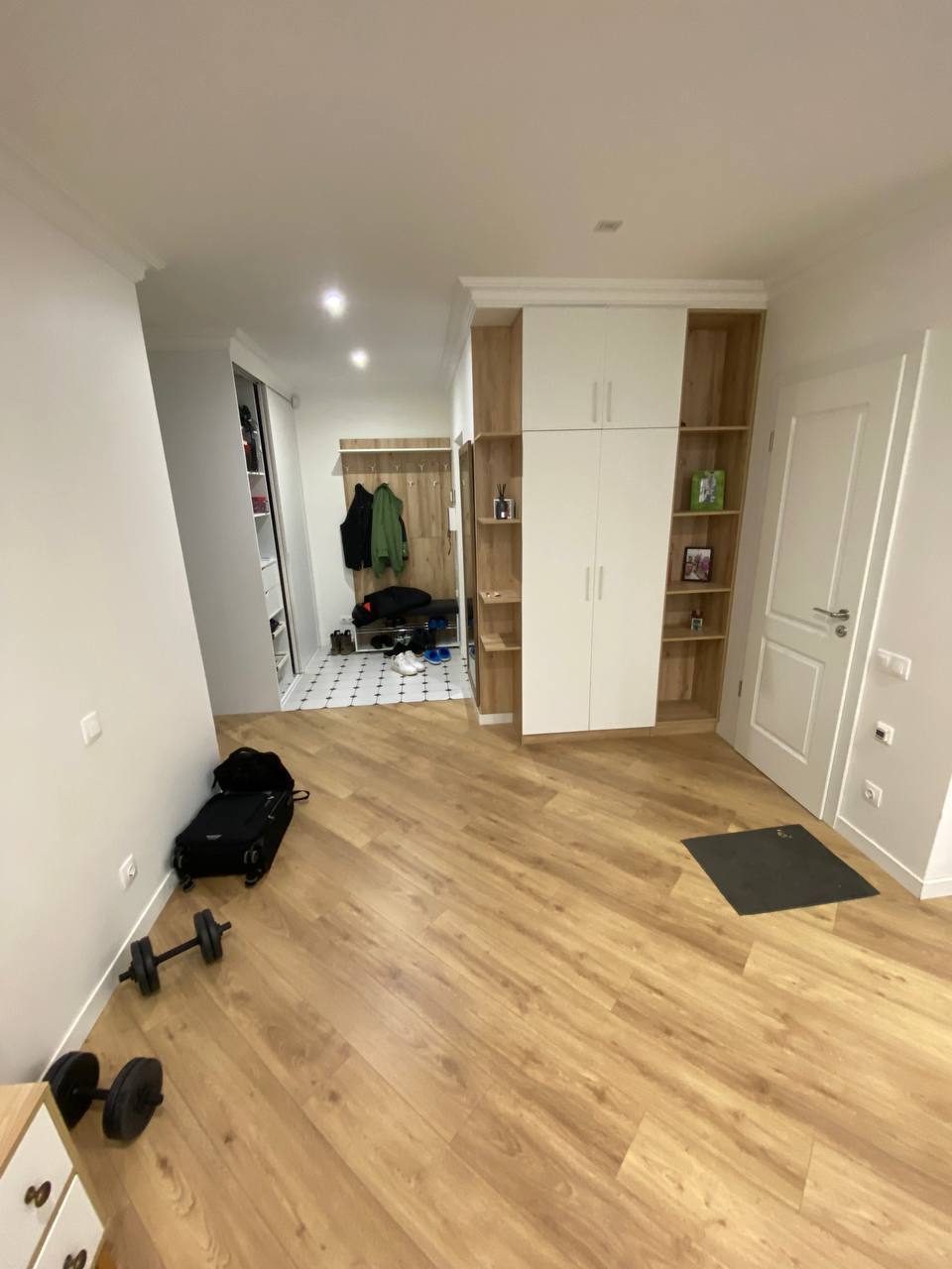 Оренда 3-кімнатної квартири 140 м², Ломоносова вул., 48