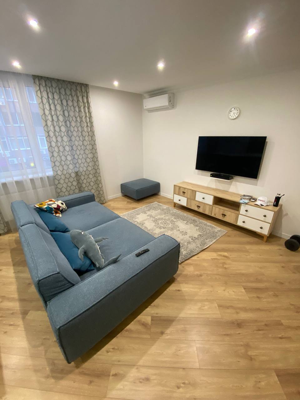 Оренда 3-кімнатної квартири 140 м², Ломоносова вул., 48