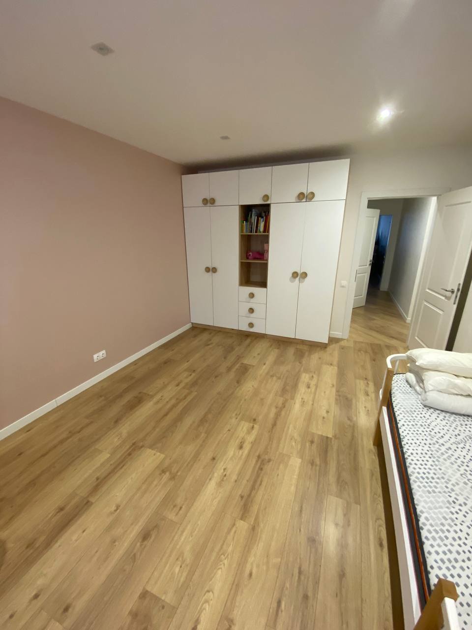 Оренда 3-кімнатної квартири 140 м², Ломоносова вул., 48