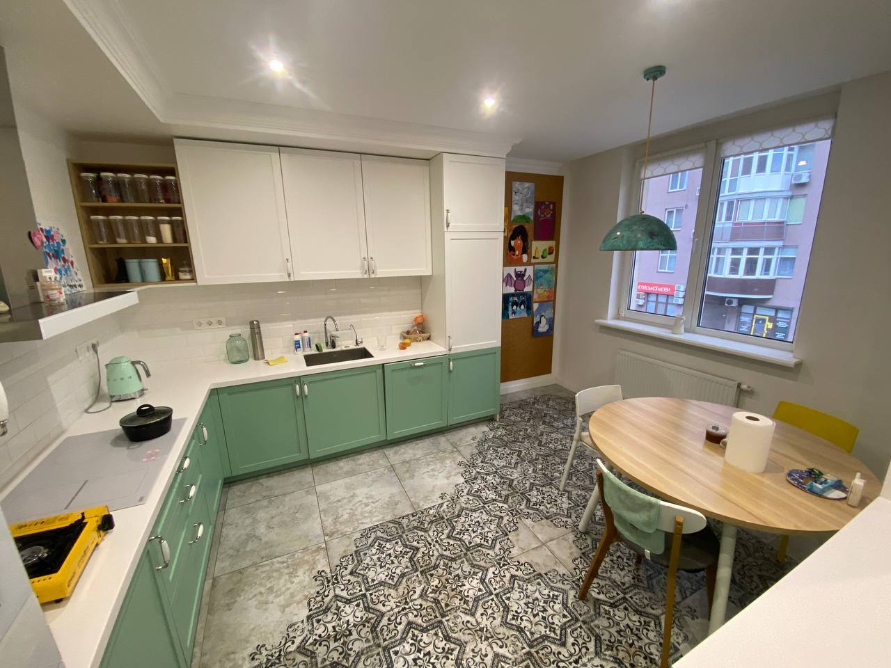 Оренда 3-кімнатної квартири 140 м², Ломоносова вул., 48