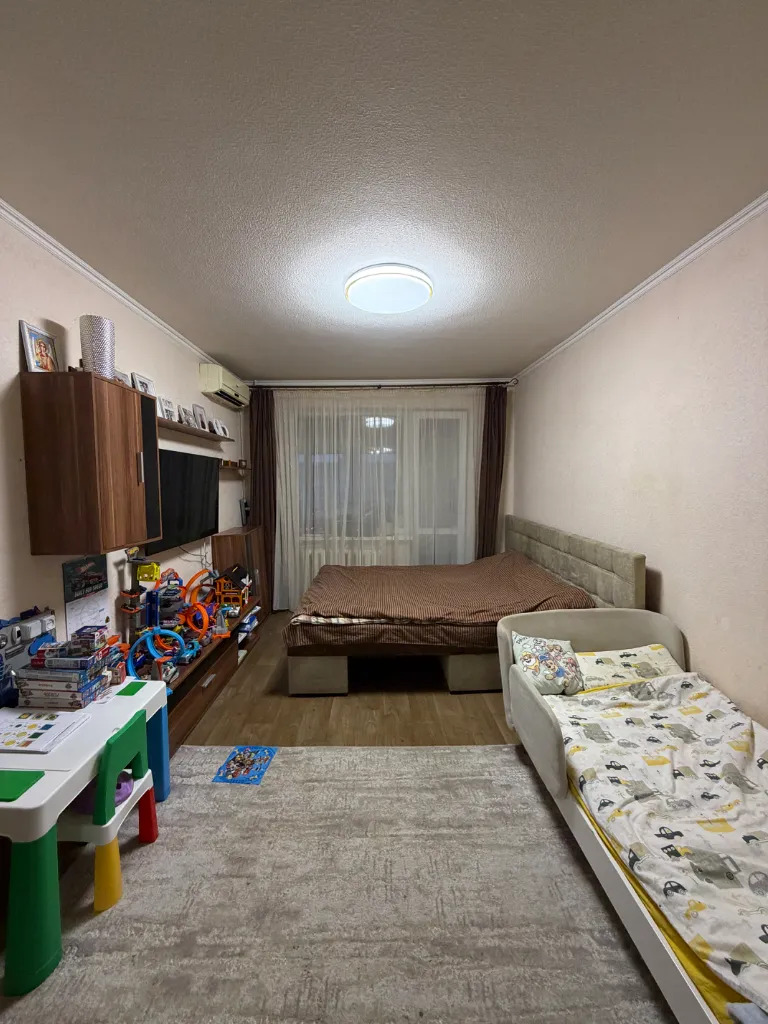 Продажа 1-комнатной квартиры 33.3 м², Слобожанский просп., 73