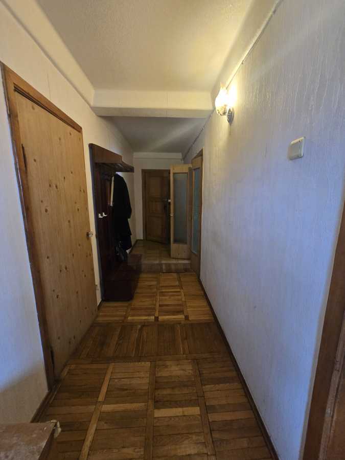 Продаж 2-кімнатної квартири 60 м², Миколи Ушакова вул., 12