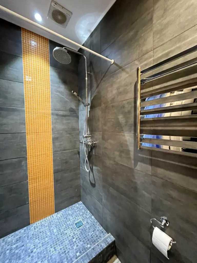Оренда 3-кімнатної квартири 95 м², Перова бул., 10А