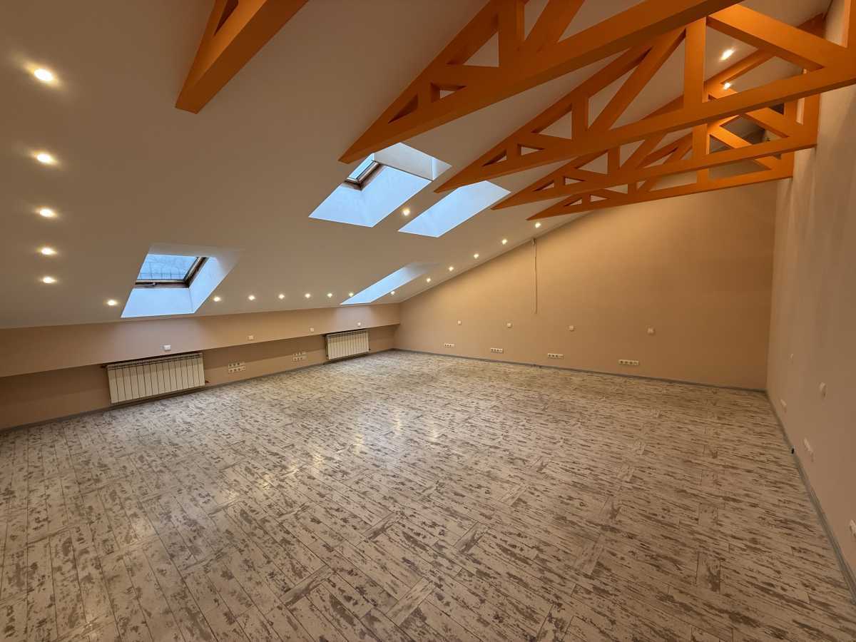 Аренда офиса 197 м², Трехсвятительская ул., 13