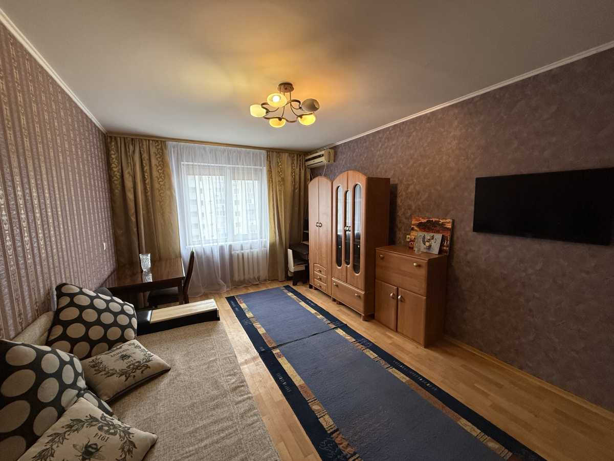 Продажа 1-комнатной квартиры 43 м², Николая Закревского ул., 97