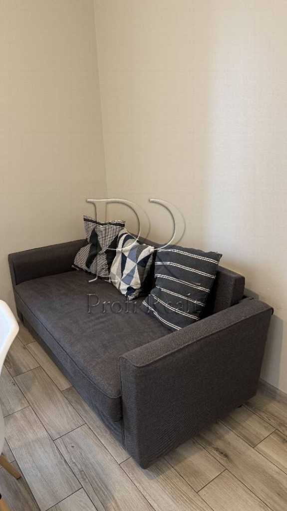 Продажа 1-комнатной квартиры 42 м², Ломоносова ул., 36В