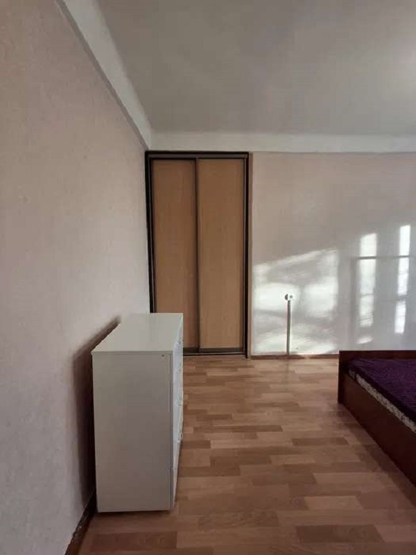 Оренда 1-кімнатної квартири 32 м², Червоноткацька вул., 22А