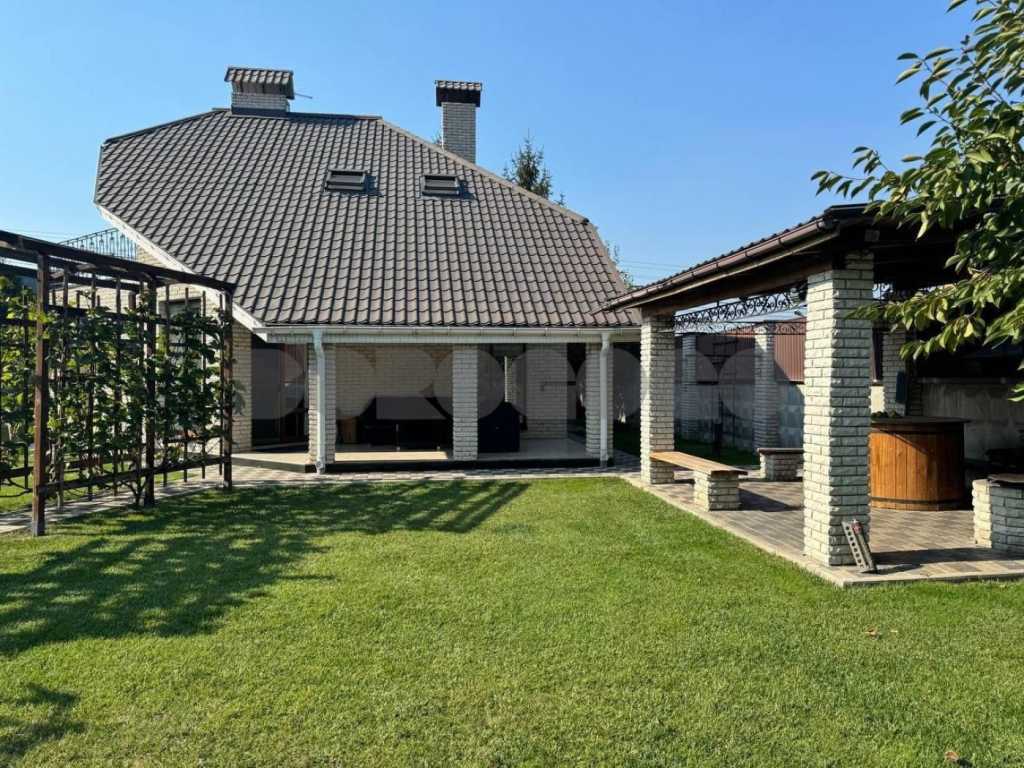 Продаж 4-кімнатної квартири 200 м², Печерська, 54