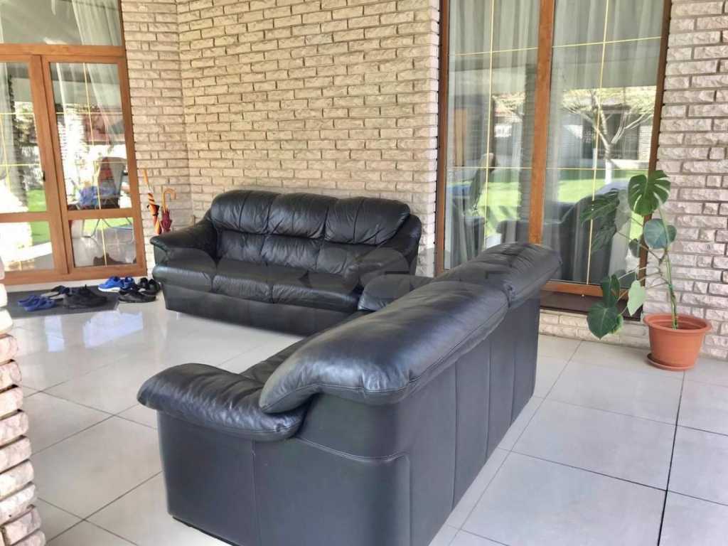 Продаж 4-кімнатної квартири 200 м², Печерська, 54