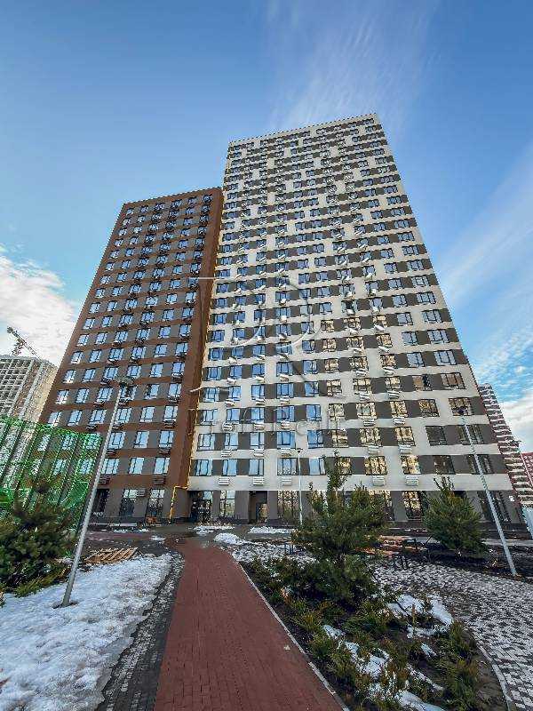 Продажа 2-комнатной квартиры 67 м², Всеволода Змиенко ул., Змієнка вулиця, 15/23