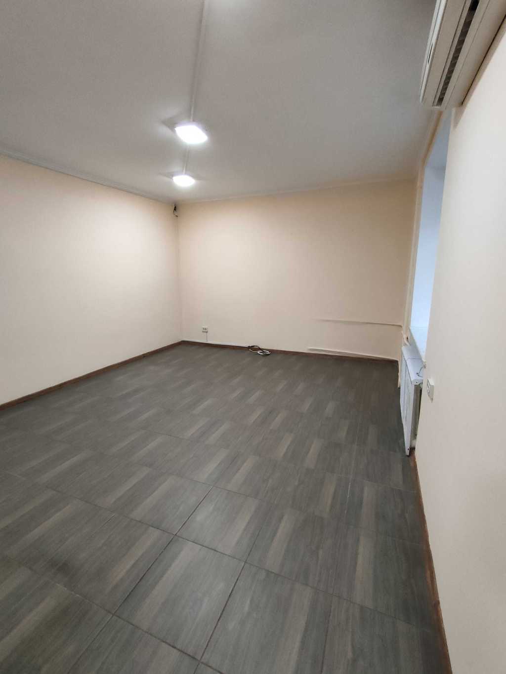 Оренда офісу 36 м², Прорізна вул., 3