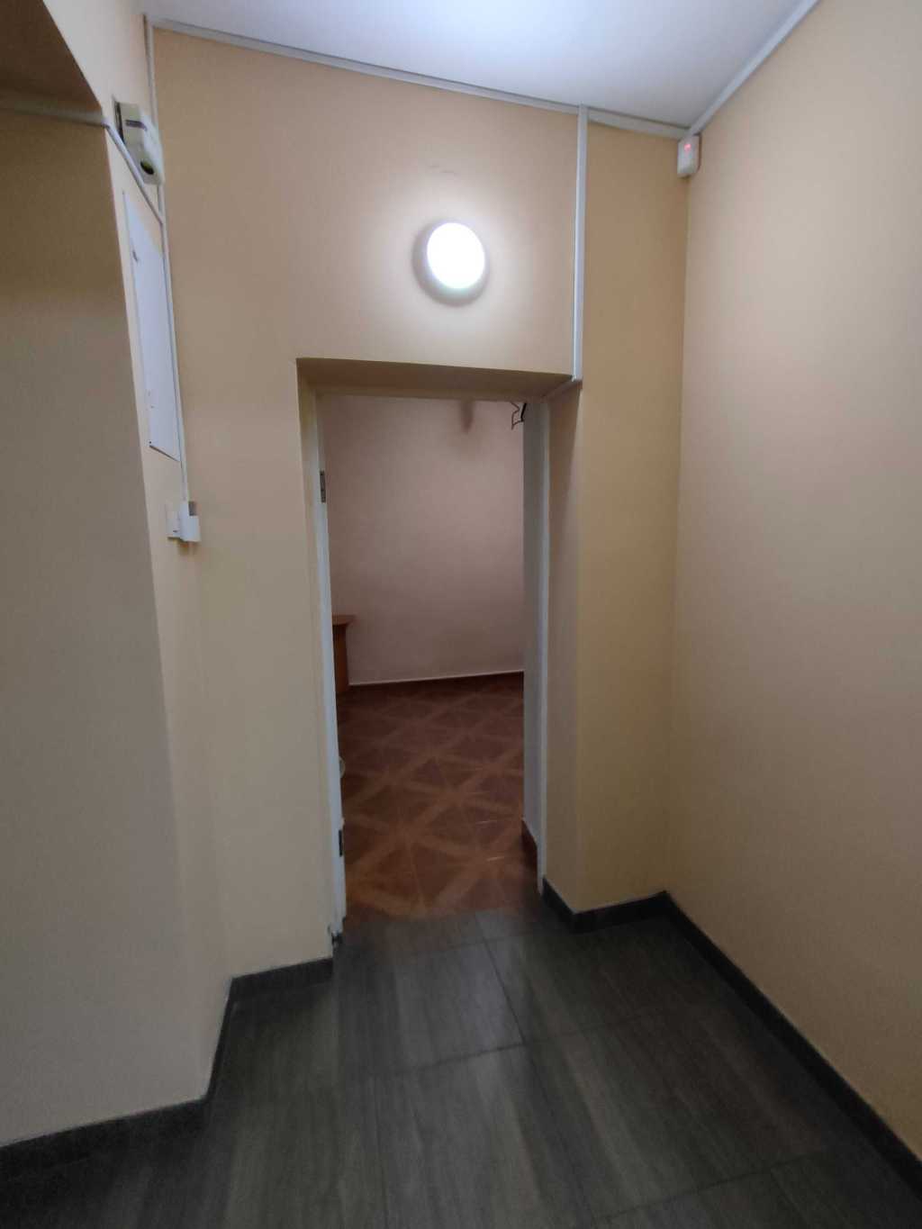 Оренда офісу 36 м², Прорізна вул., 3