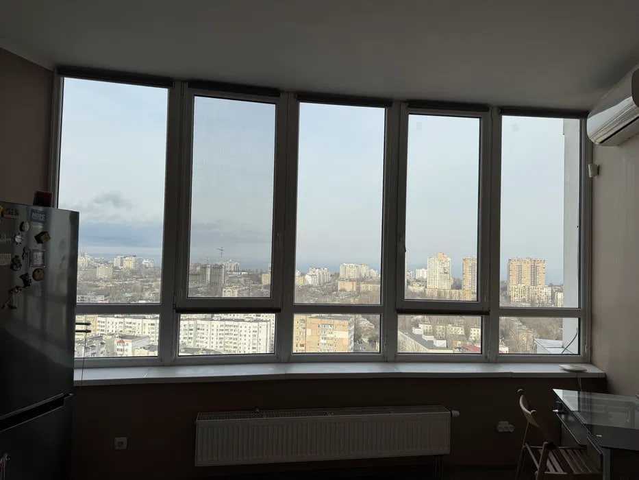 Продаж 1-кімнатної квартири 32 м², Армейсккая (Незалежности)