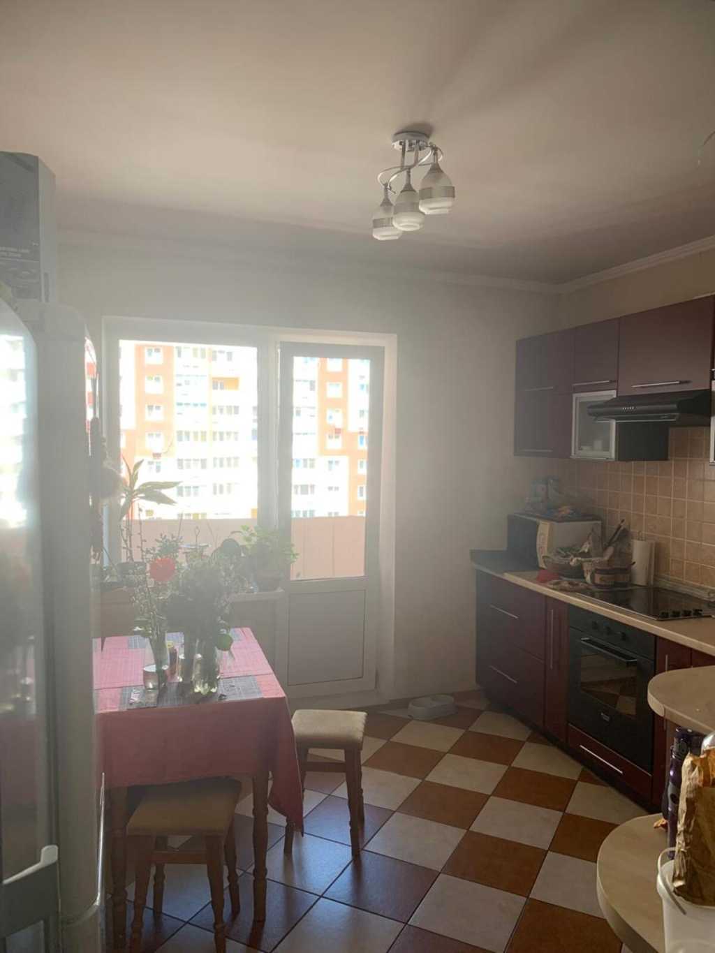 Продаж 3-кімнатної квартири 97 м², Олени Пчілки вул., 2Б