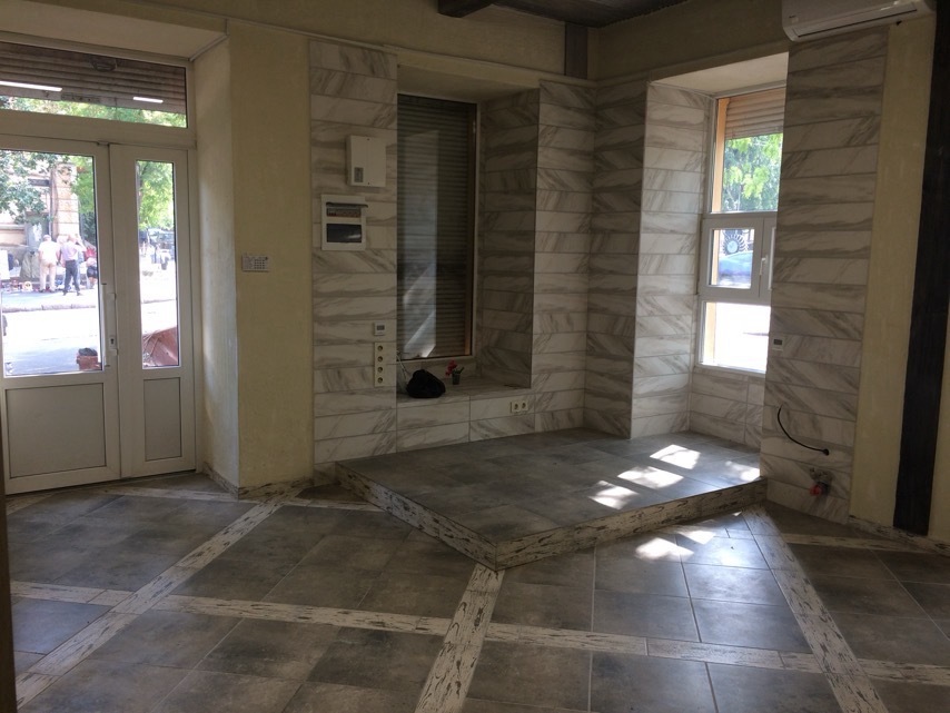 Аренда торгового помещения 35 м², Нежинская ул.