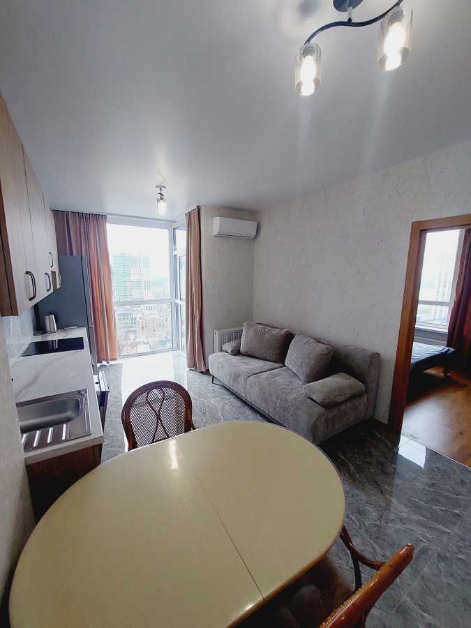 Оренда 1-кімнатної квартири 40 м², Вірменська вул., 8